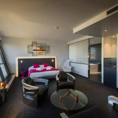 Athena Hotel