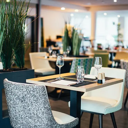 Athena Hotel