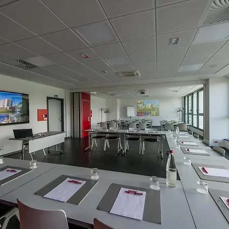Hotel Athena 4*